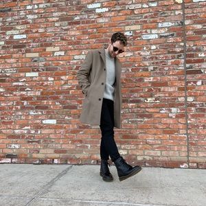 Meet your Posher, Isiah